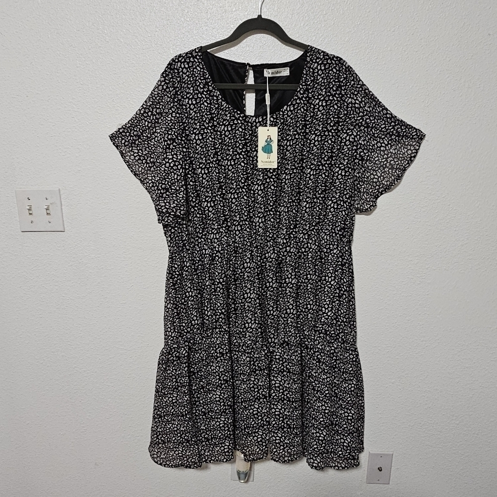 NWT Nemidor flutter sleeves with ruffles size 22 leopard print